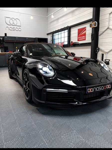 Pose de film PPF et traitement céramique sur Porsche 911 Turbo S à Chatuzange-le-Goubet : protection intégrale proche de Grenoble